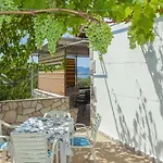 Holiday home Neda *