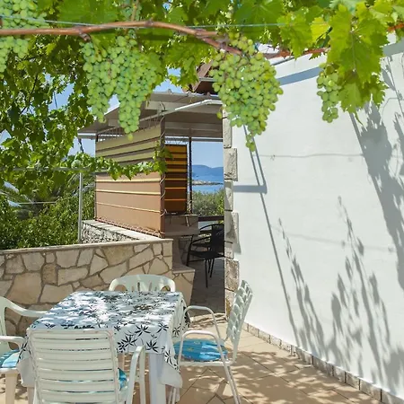 Holiday home Neda *