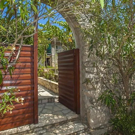 Holiday home Neda Vela Luka