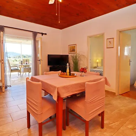 Holiday home Neda